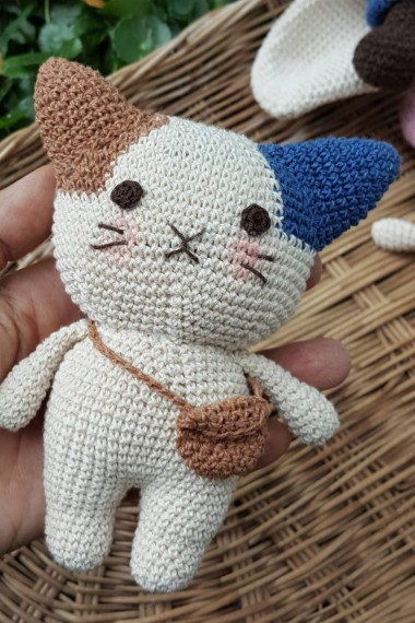 Natural Dyed Cotton Crochet Doll, Kitty Cat, White-Blue