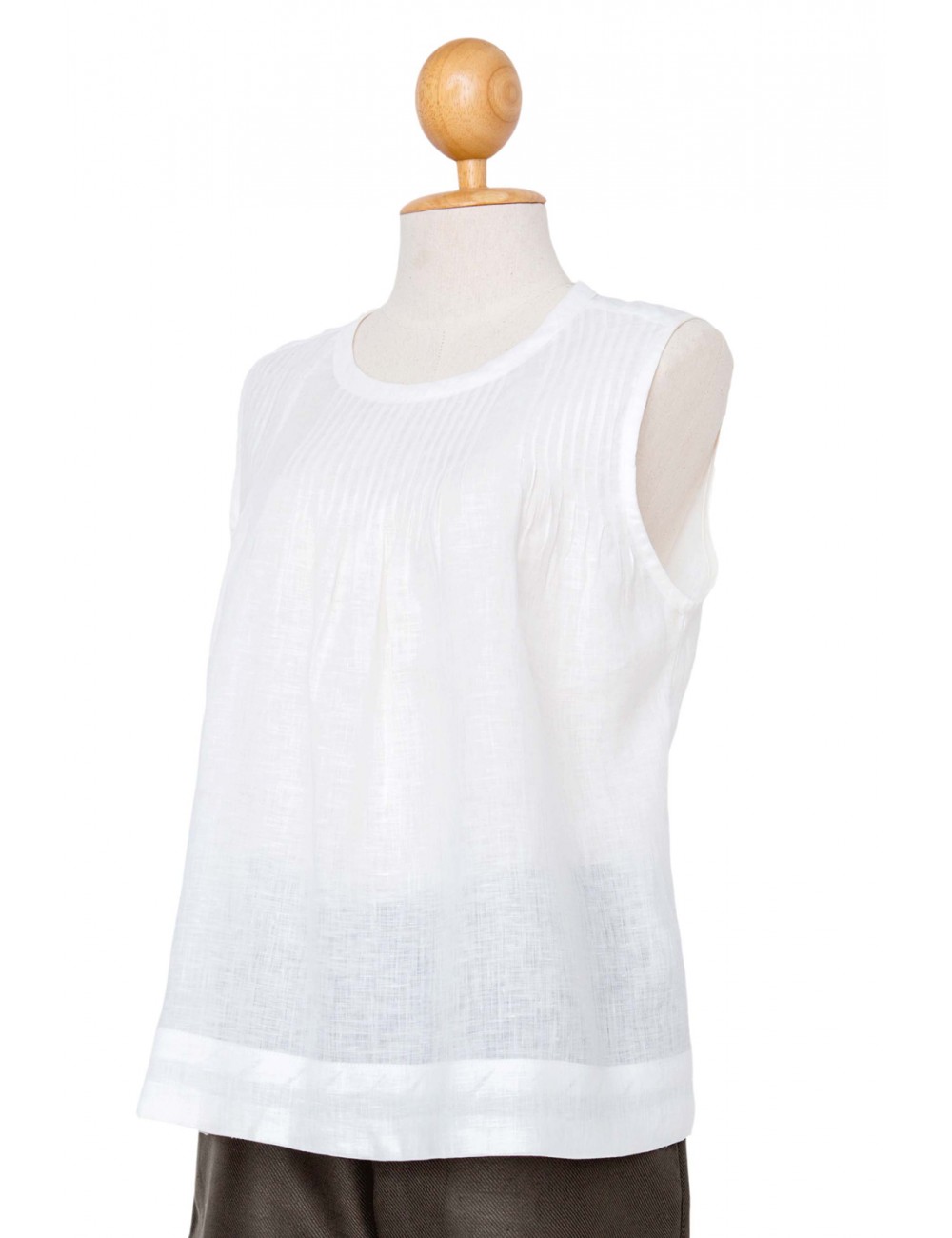 Sally Pintuck Sleeveless Linen Blouse, White